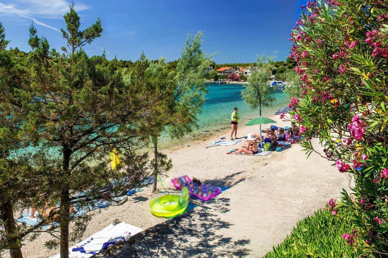 Apartments By The Sea Grebastica, Sibenik - 4881 Baselovici Zewnętrze zdjęcie